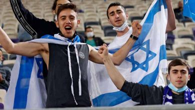 هل يوحي تواجد المشجعين الإسرائيليين في قطر بقرب تطبيع العلاقات بين الدولتين؟