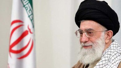 خامنئي يطالب المزيد من عمليات القمع والإعدام