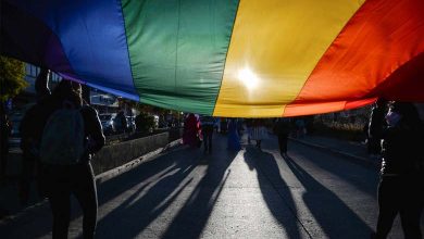 من تحريم الإجهاض إلى نشر المثلية