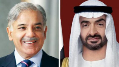 رئيس الإمارات يجري اتصالاً هاتفياً مع رئيس وزراء باكستان