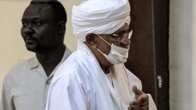 عمر البشير في "حالة حرجة"
