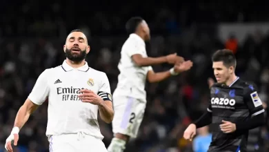 هل يغيب كريم بنزيما عن مباراة ليفربول وريال مدريد؟