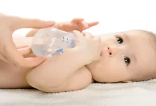 6 علامات تدل على إصابة طفلك بالجفاف