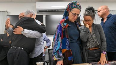 اتهامات تلاحق نتنياهو بالتمييز وتصنيف الأسرى إلى درجات