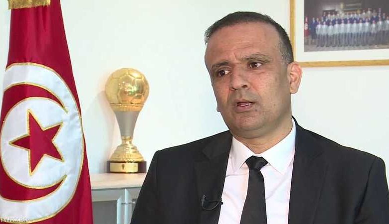 توقيف رئيس اتحاد الكرة التونسي