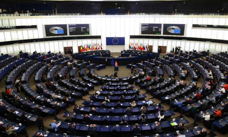 هل يسيطر الإخوان على البرلمان الأوروبي؟
