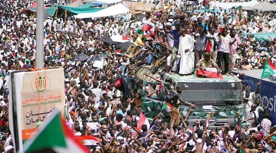 السودان.. تأجيج الحركة الاسلامية لخطاب الكراهية والتميز العرقي