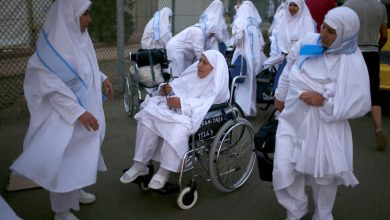 لأول مرة منذ ثماني سنوات.. إيرانيون يؤدون العمرة في مكة