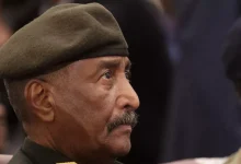 البرهان يعلن رفضه للوساطات الخارجية لوقف الحرب في السودان