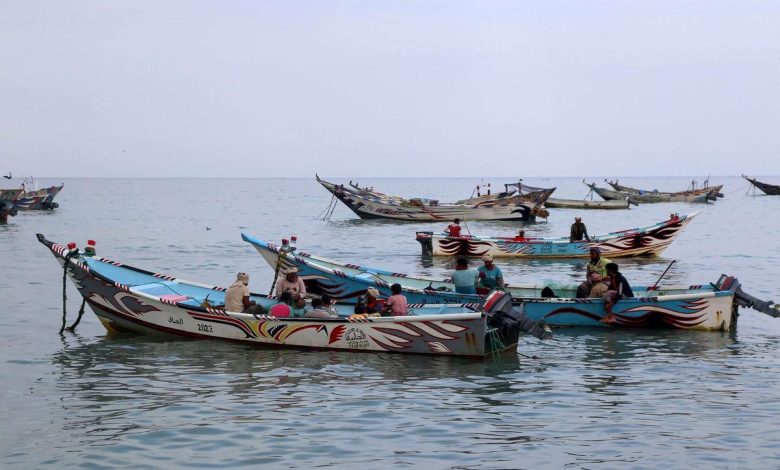 اليمن... هجمات الحوثيين في البحر الأحمر تفاقم معاناة الصيادين