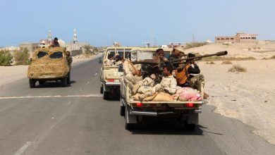 مبادرة من الحكومة لرفع المعاناة عن اليمنيين تواجه بتعنت الحوثيين