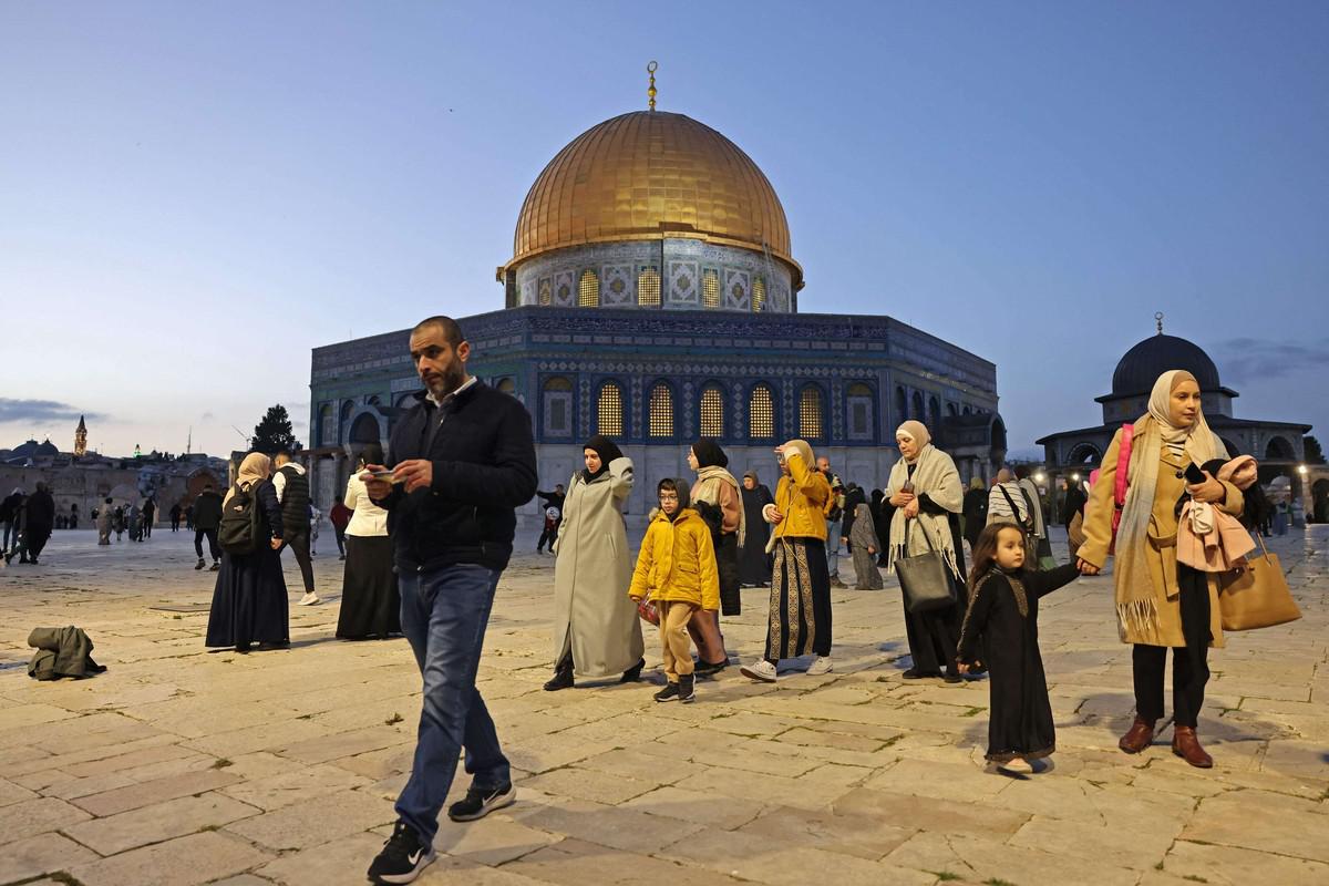 بأول ليالي رمضان.. إسرائيل تمنع المصلين من دخول الأقصى