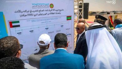 بدعم إماراتي.. الرئيس الموريتاني يضع حجر أساس مشروع نقل المياه النهر إلى ولايات الوسط