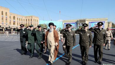من يمسك خيوط السلطة في إيران؟