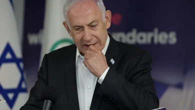 البيت الأبيض ينفي منع الأسلحة عن إسرائيل كما زعم نتنياهو