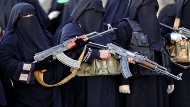 كيف أصبحت ‘الزيينبيات’ أداة قمع للحوثيين: التجسس والتعذيب ضد النساء اليمنيات