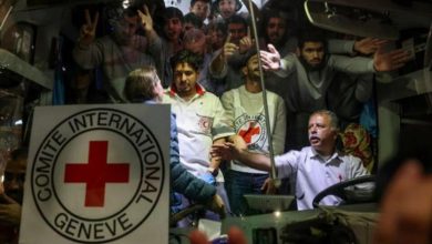 الفرح تحت الحظر.. إسرائيل تمنع الاحتفال بإطلاق سراح الأسرى الفلسطينيين