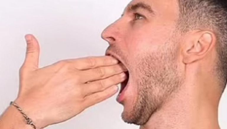 اختبار منزلي بسيط يكشف: هل بدأت علامات الشيخوخة مبكرًا؟