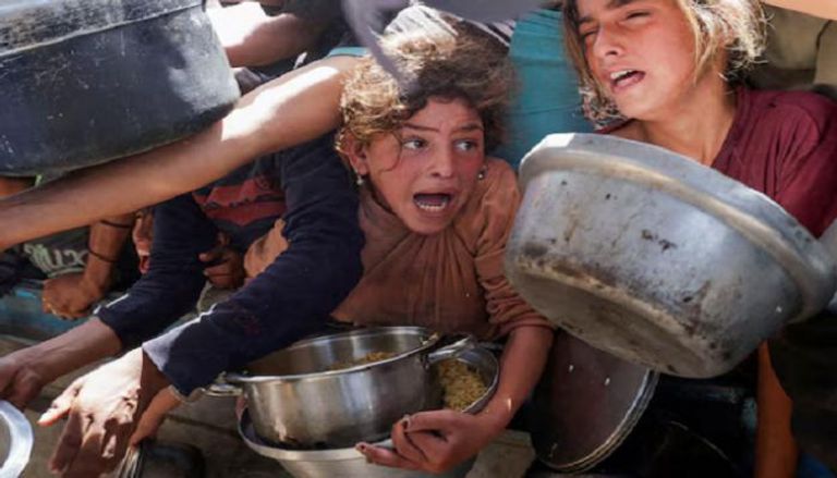 أول 100 يوم للرئيس ترامب: غزة تدفع ثمن السياسات الأمريكية الجديدة