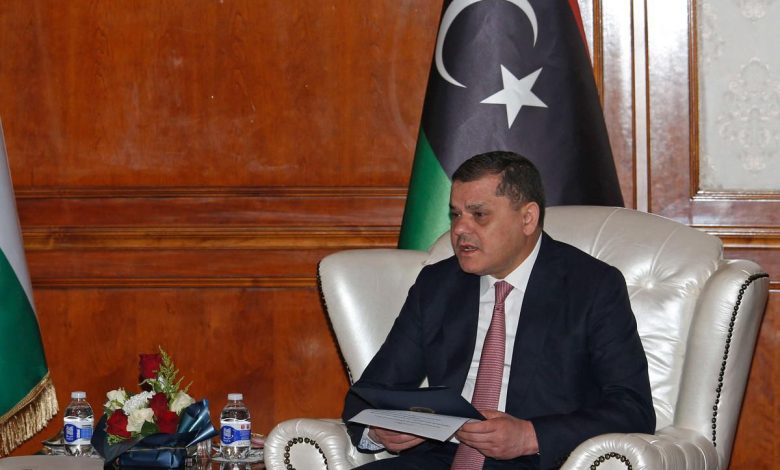 الدبيبة يرد على ضغوط الرحيل بالدعوة إلى انتخابات شعبية مباشرة