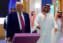 ترامب يفاجئ المراقبين بقرار رفع العقوبات عن سوريا خلال زيارته للسعودية