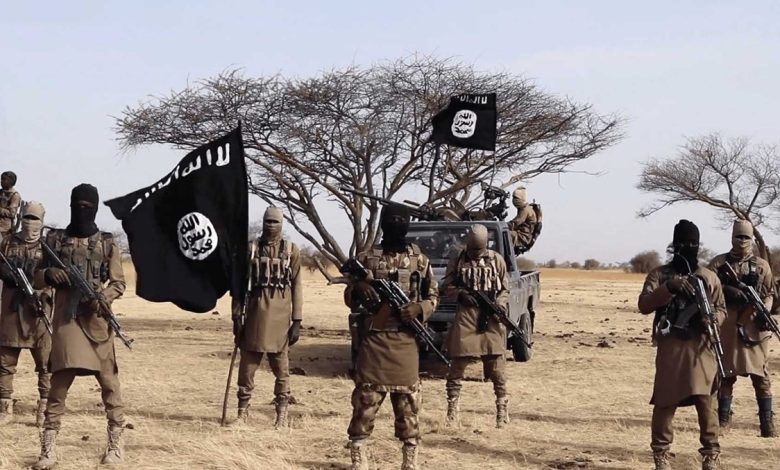 تقرير : داعش لا يزال يشكّل تهديداً فعلياً ويسعى لاستغلال عدم الاستقرار في سوريا
