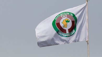 تمرد العسكر وتصاعد الإسلاميين.. ضغوط غير مسبوقة على منظمة إيكواس