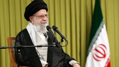 رغم تقدم المفاوضات النووية.. خامنئي يعاود الهجوم على ترامب