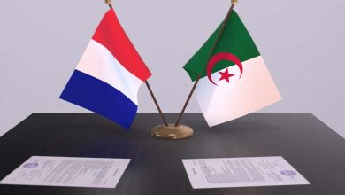فرنسا تستخدم الجنسية كورقة سياسية في علاقتها مع الجزائر