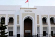القضاء التونسي يصدر حكماً قاسياً على قيادي إخواني: 37 عاماً خلف القضبان