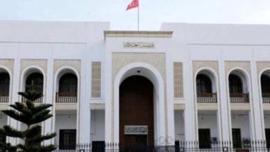 القضاء التونسي يصدر حكماً قاسياً على قيادي إخواني: 37 عاماً خلف القضبان