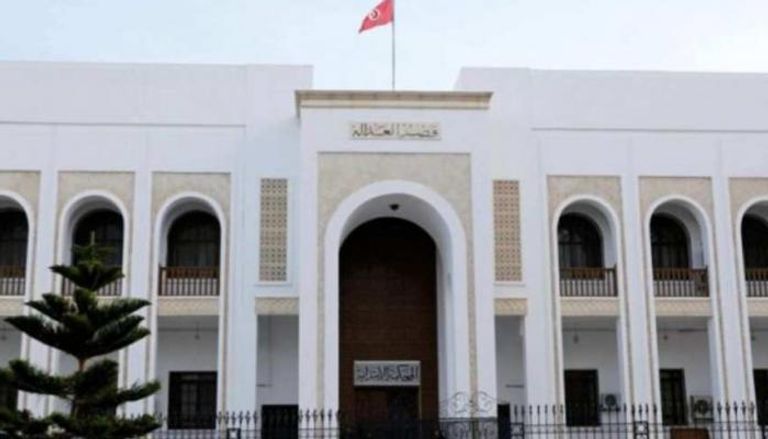 القضاء التونسي يصدر حكماً قاسياً على قيادي إخواني: 37 عاماً خلف القضبان