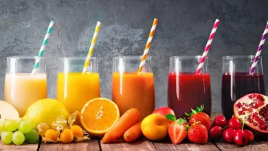 هل الفاكهة الكاملة أفضل من عصيرها لمرضى السكر؟