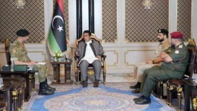المنفي يدخل على خط الأزمة: تثبيت الهدنة بعد اشتباكات طرابلس