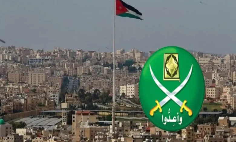 النفوذ يتلاشى: جماعة الإخوان تتراجع في المشهد السوري السياسي والعسكري