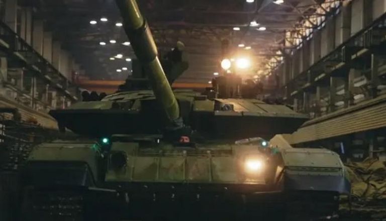 بزخم سوفياتي.. روسيا تُسرّع وتيرة إنتاج الدبابات حتى 2035