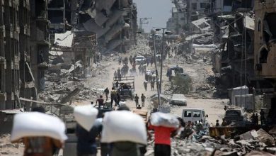 الخبز في غزة.. بين الندرة والفوضى، كرامة تُسحق تحت الأقدام