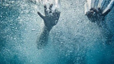 العثور على جثة امرأة موثوقة بالسلاسل في أعماق المياه