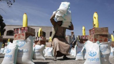 فضيحة إنسانية.. الحوثي يسيطر على أغلب المساعدات في مناطق نفوذه