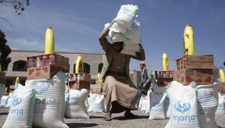 فضيحة إنسانية.. الحوثي يسيطر على أغلب المساعدات في مناطق نفوذه