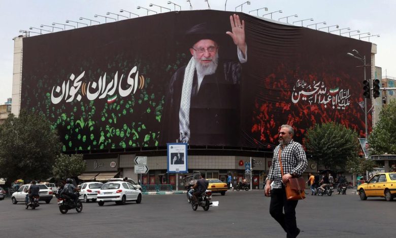 واشنطن تضرب اقتصاد طهران مجددًا.. وإيران ترد بمطلب تعويضات