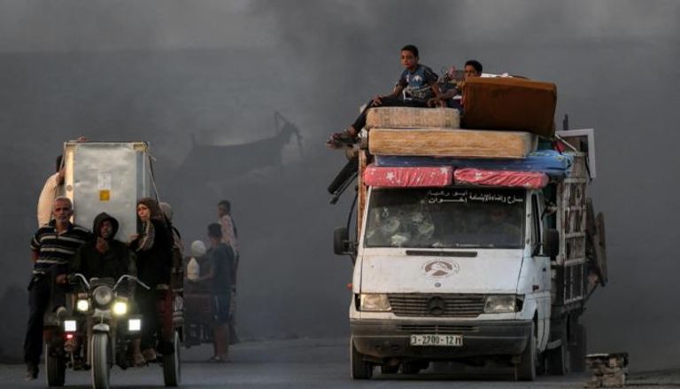 تصعيد دامٍ في غزة.. قصف عنيف على الشيخ رضوان وتوغل بري يقترب