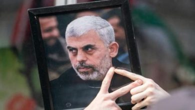جيش الاحتلال ينشر رسوماً وأرقاماً يدّعي أنها من أوراق السنوار