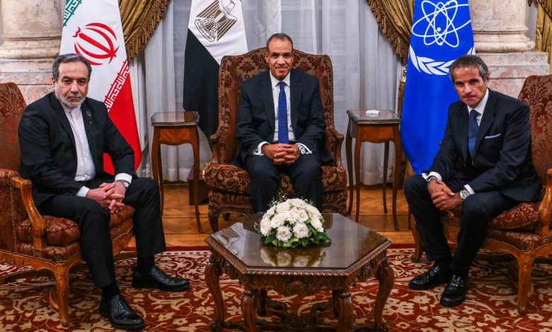 طهران تواجه أزمة هيكلية مع تصاعد الخلاف حول البرنامج النووي
