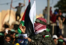 من هو أبوعبيدة؟ المتحدث الملثم لكتائب القسام بين السرية والرمزية