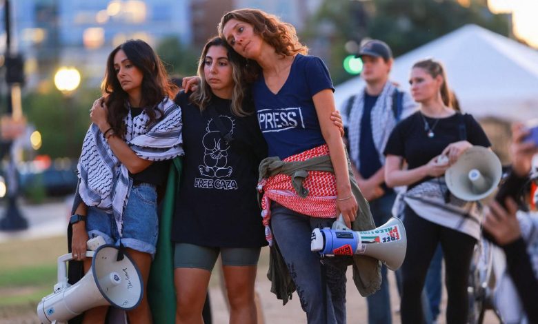 واشنطن توسع قيودها.. الفلسطينيون جميعًا تحت طائلة المنع