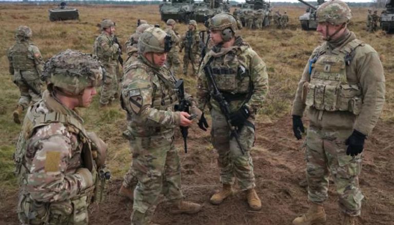 الولايات المتحدة تعيد انتشار قواتها في أوروبا.. قلق داخل الناتو من فراغ شرقي