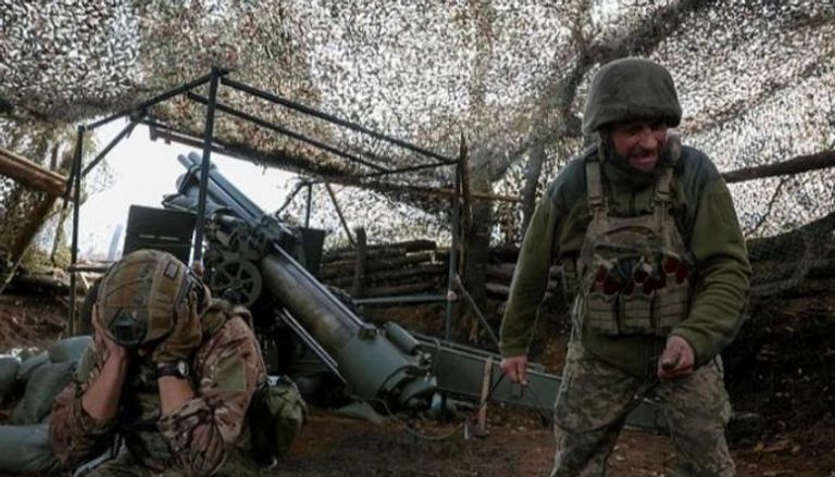 أوكرانيا تواجه تداعيات نزوح 100 ألف شخص بسبب الحرب