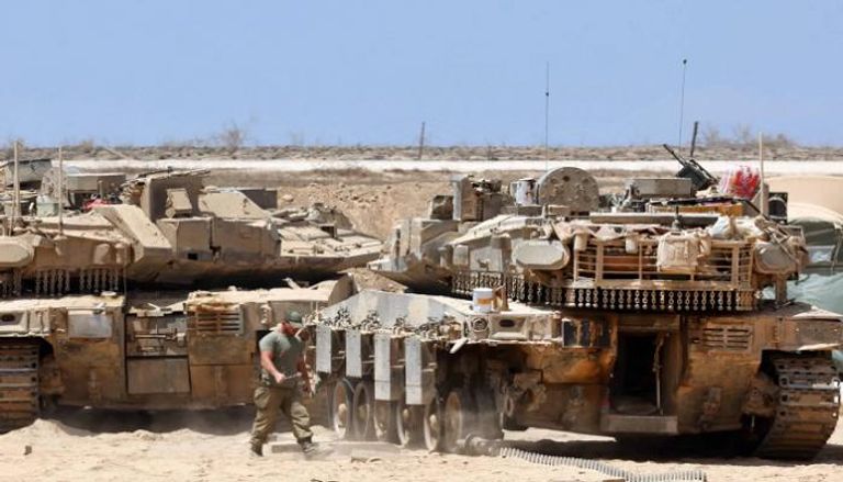 خطة ترامب تدخل حيز التنفيذ.. تل أبيب تضع اللمسات الأخيرة على الانسحاب من غزة