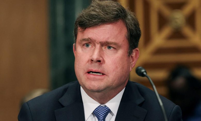 واشنطن ترسل مهندس العقوبات في مهمة جديدة لاستهداف شبكات تمويل إيران